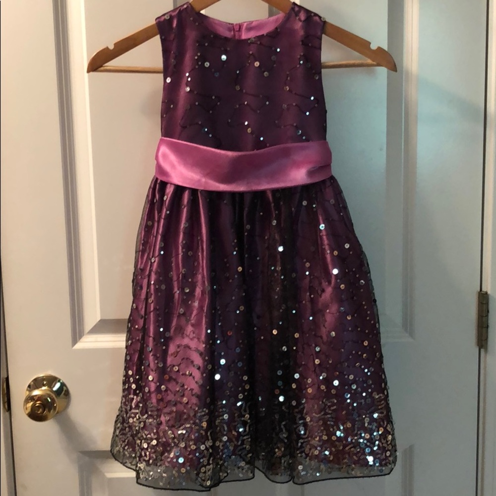 Girl’s party dress